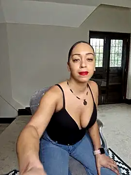 QueenTricks1 online show from 03/13/26, 11:48