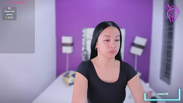 Lila Pinky online show from 10/08/25, 01:01