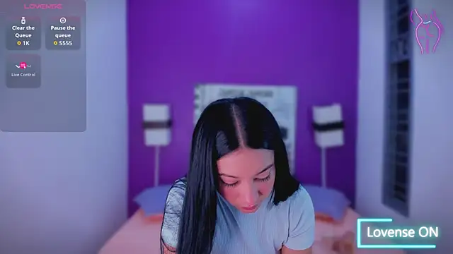 Lila Pinky online show from 11/08/25, 12:09