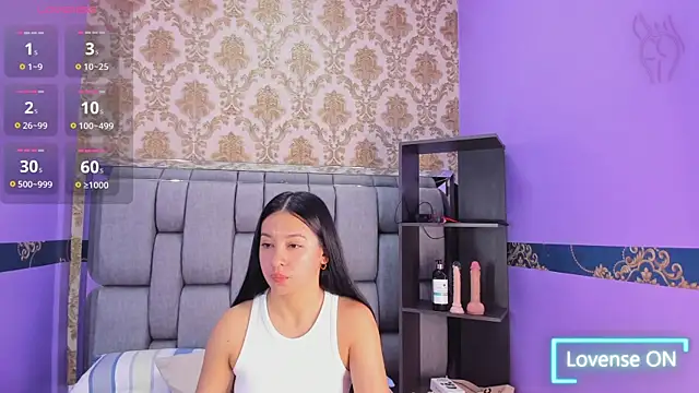 Lila Pinky online show from 11/03/25, 12:42