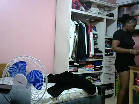 slender-qwene online show from 02/13/26, 09:53