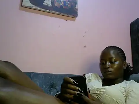 slender-qwene online show from 01/18/26, 03:26