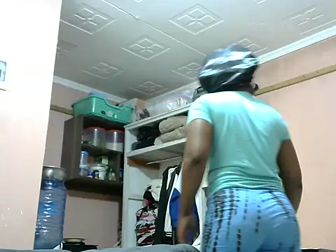 slender-qwene online show from 05/04/26, 09:12