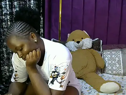 slender-qwene online show from 12/01/25, 08:21