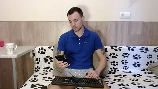 28nick28 online show from 01/31/25, 10:52