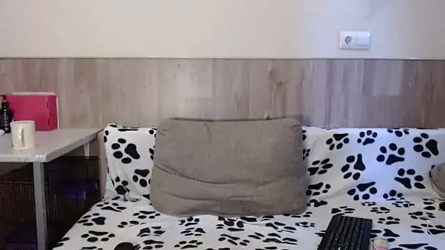 28nick28 online show from 01/17/25, 08:24