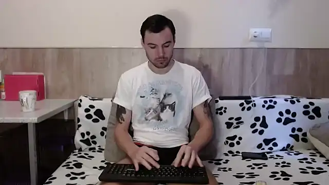 28nick28 online show from 01/15/25, 09:56