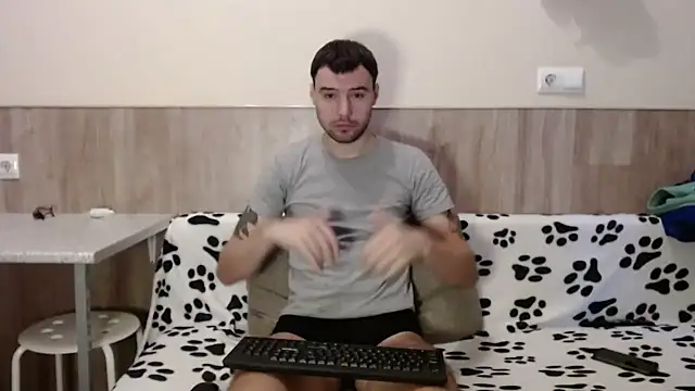 28nick28 online show from 12/19/24, 08:13