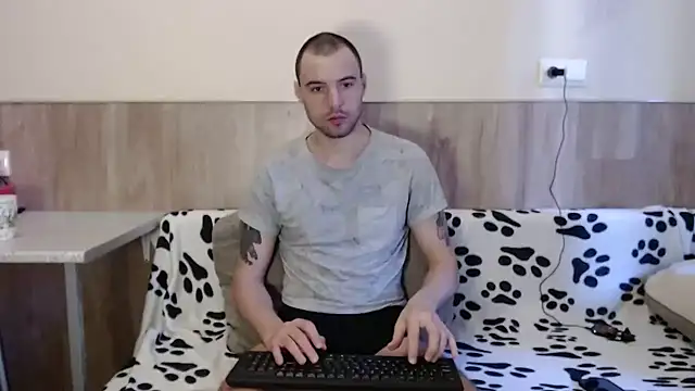 28nick28 online show from 03/19/25, 09:17