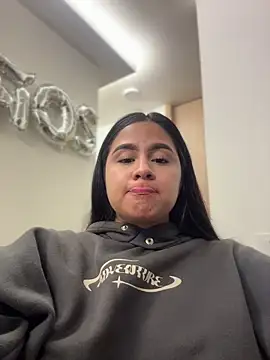 KattyPortman online show from 04/02/26, 02:30