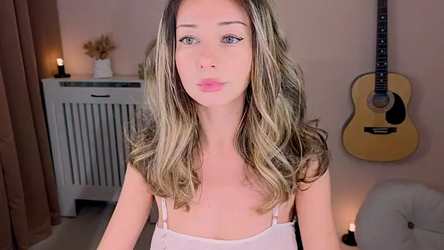 Lenamuti25 online show from 03/19/26, 07:08