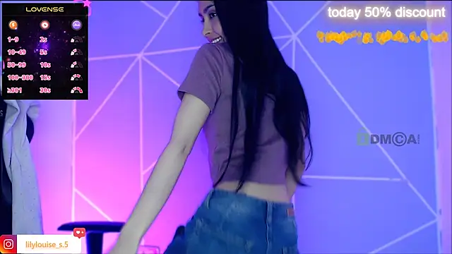 lilylouisee online show from 12/03/25, 08:19