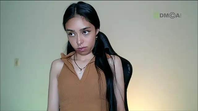 lilylouisee online show from 02/07/25, 09:26