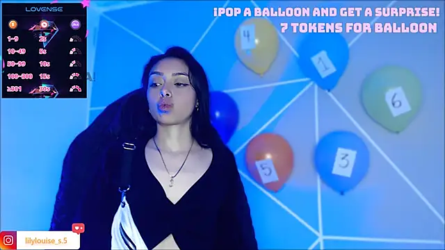 lilylouisee online show from 12/17/25, 02:38