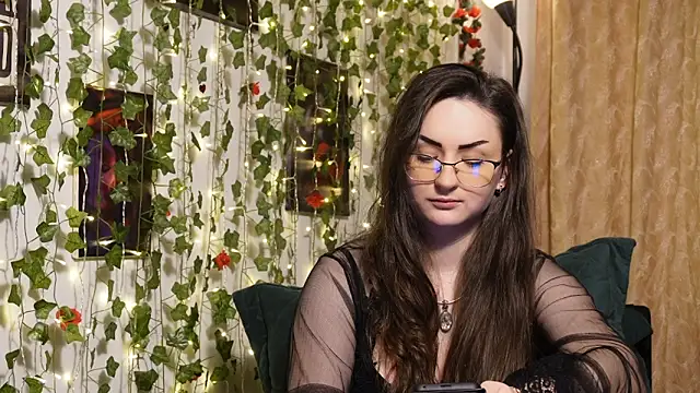 Snapshot of NaughtYHomemadE chatting on 02/28/26, 10:04 NaughtYHomemadE online show from 02/28/26, 10:04