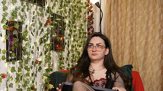 NaughtYHomemadE online show from 03/19/26, 08:36