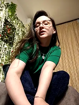 NaughtYHomemadE online show from 04/22/26, 04:52