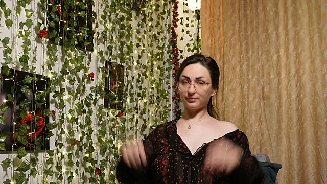 NaughtYHomemadE online show from 06/14/26, 09:10