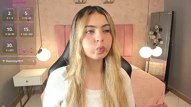 Snapshot of magic_fernanda chatting on 09/18/25, 09:51 magic fernanda online show from 09/18/25, 09:51