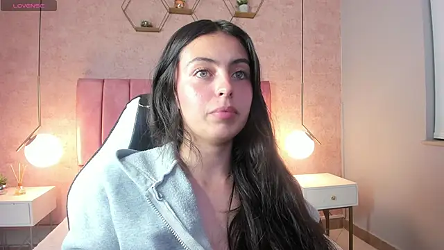 Snapshot of magic_fernanda chatting on 02/24/25, 11:52 magic fernanda online show from 02/24/25, 11:52