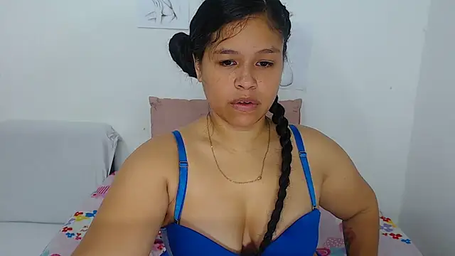 Hazel donna online show from 05/26/26, 03:48
