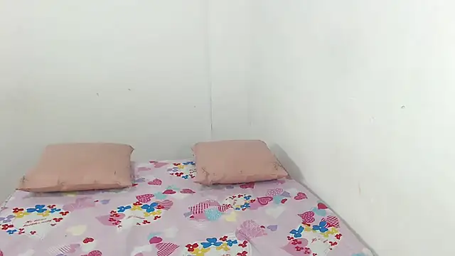 Hazel donna online show from 05/15/26, 03:04