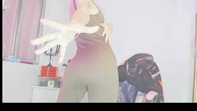 Stryxcy online show from 03/17/25, 09:46