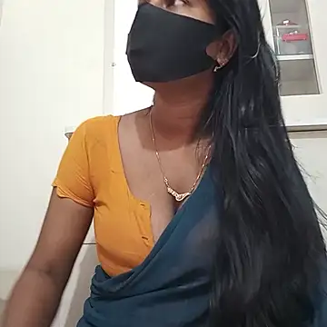 Snapshot of Anusri- chatting on 11/16/25, 02:16 Anusri- online show from 11/16/25, 02:16