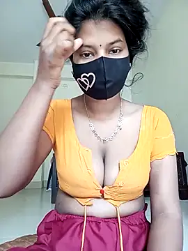 Snapshot of Anusri- chatting on 12/16/25, 07:01 Anusri- online show from 12/16/25, 07:01