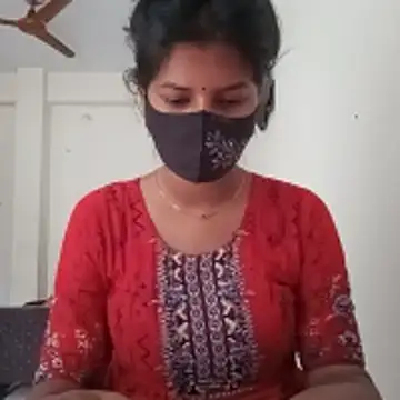 Snapshot of Anusri- chatting on 11/11/25, 09:04 Anusri- online show from 11/11/25, 09:04