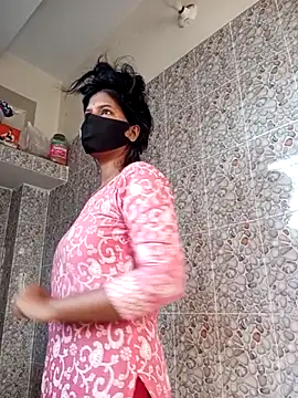 Snapshot of Anusri- chatting on 12/22/25, 08:47 Anusri- online show from 12/22/25, 08:47