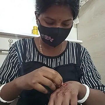 Snapshot of Anusri- chatting on 11/02/25, 07:19 Anusri- online show from 11/02/25, 07:19