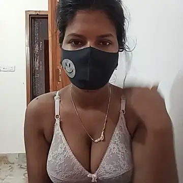 Snapshot of Anusri- chatting on 10/15/25, 05:28 Anusri- online show from 10/15/25, 05:28