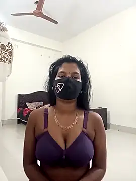 Snapshot of Anusri- chatting on 12/15/25, 02:45 Anusri- online show from 12/15/25, 02:45