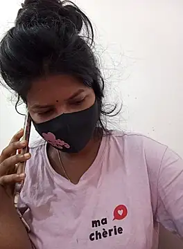 Snapshot of Anusri- chatting on 09/27/25, 07:58 Anusri- online show from 09/27/25, 07:58