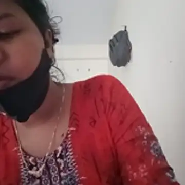 Snapshot of Anusri- chatting on 10/31/25, 08:11 Anusri- online show from 10/31/25, 08:11