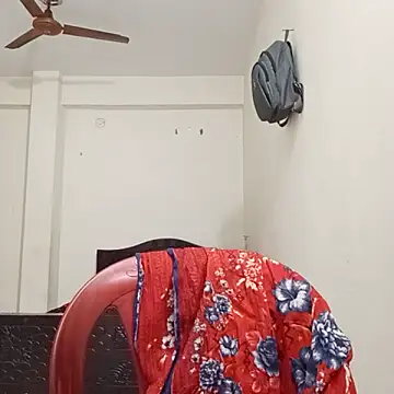 Snapshot of Anusri- chatting on 11/02/25, 05:23 Anusri- online show from 11/02/25, 05:23