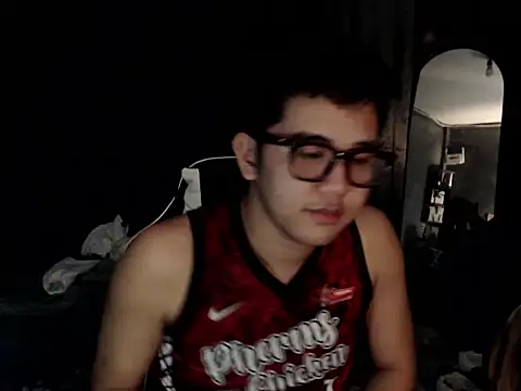 xgregor07 online show from 12/04/25, 04:06