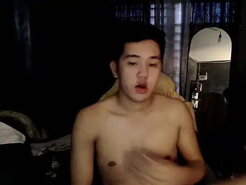 xgregor07 online show from 12/02/25, 08:16