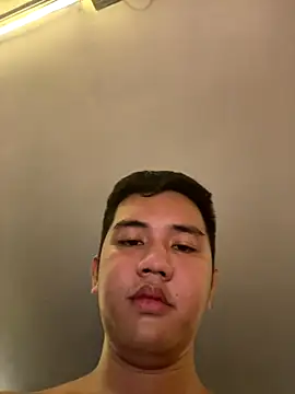 xgregor07 online show from 11/26/25, 04:45