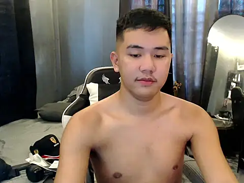 xgregor07 online show from 11/07/25, 05:56