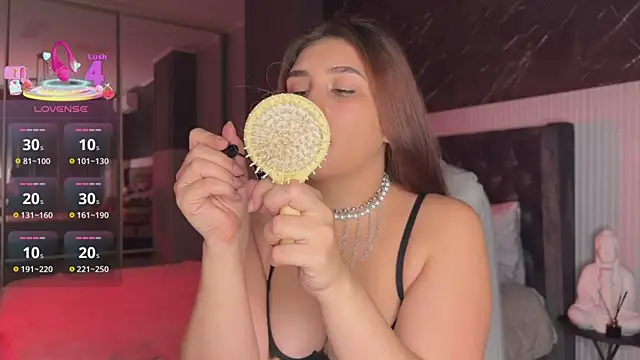 XtraHotX online show from 09/24/25, 01:02