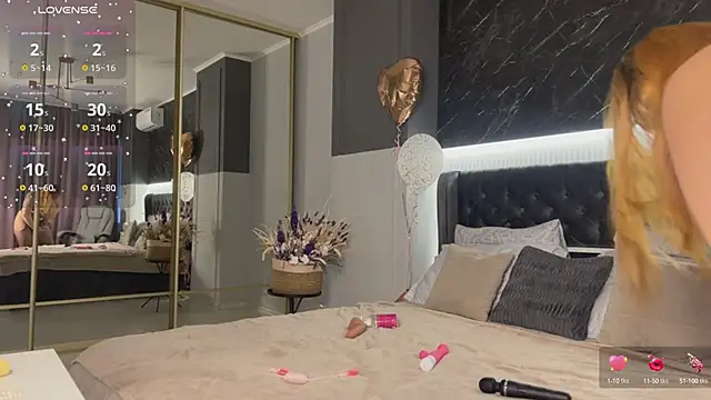 XtraHotX online show from 03/12/25, 01:14