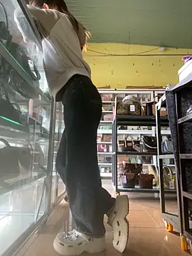 Rosa 998 online show from 12/15/25, 01:00