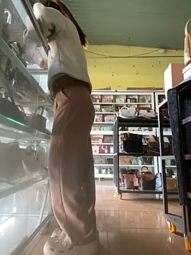 Rosa 998 online show from 12/18/25, 01:00