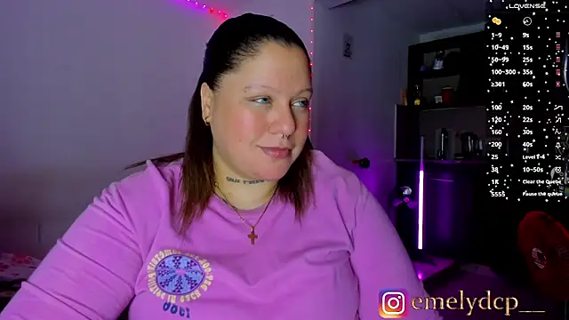 Snapshot of mariana_maze chatting on 06/05/26, 06:29 mariana maze online show from 06/05/26, 06:29