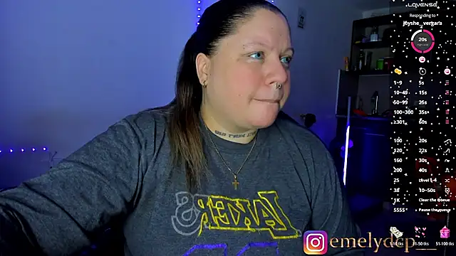 Snapshot of mariana_maze chatting on 07/19/26, 06:44 mariana maze online show from 07/19/26, 06:44