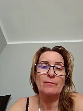 Steffi45 online show from 03/25/26, 01:54