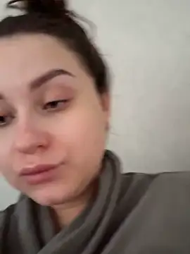 Snapshot of ellie_ssexy chatting on 02/28/26, 05:18 ellie ssexy online show from 02/28/26, 05:18