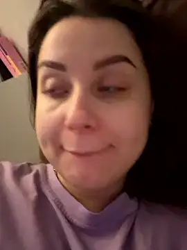 Snapshot of ellie_ssexy chatting on 01/09/26, 05:25 ellie ssexy online show from 01/09/26, 05:25